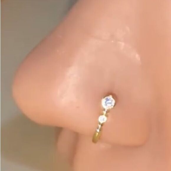 Non-Piercing U-Shaped Nose Rings - Picture 2 of 4